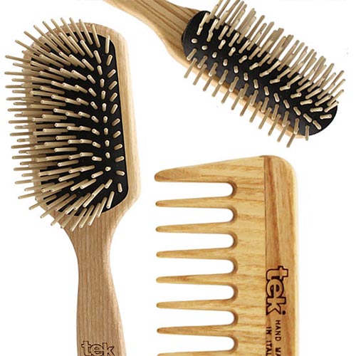 WOODEN BRUSHES